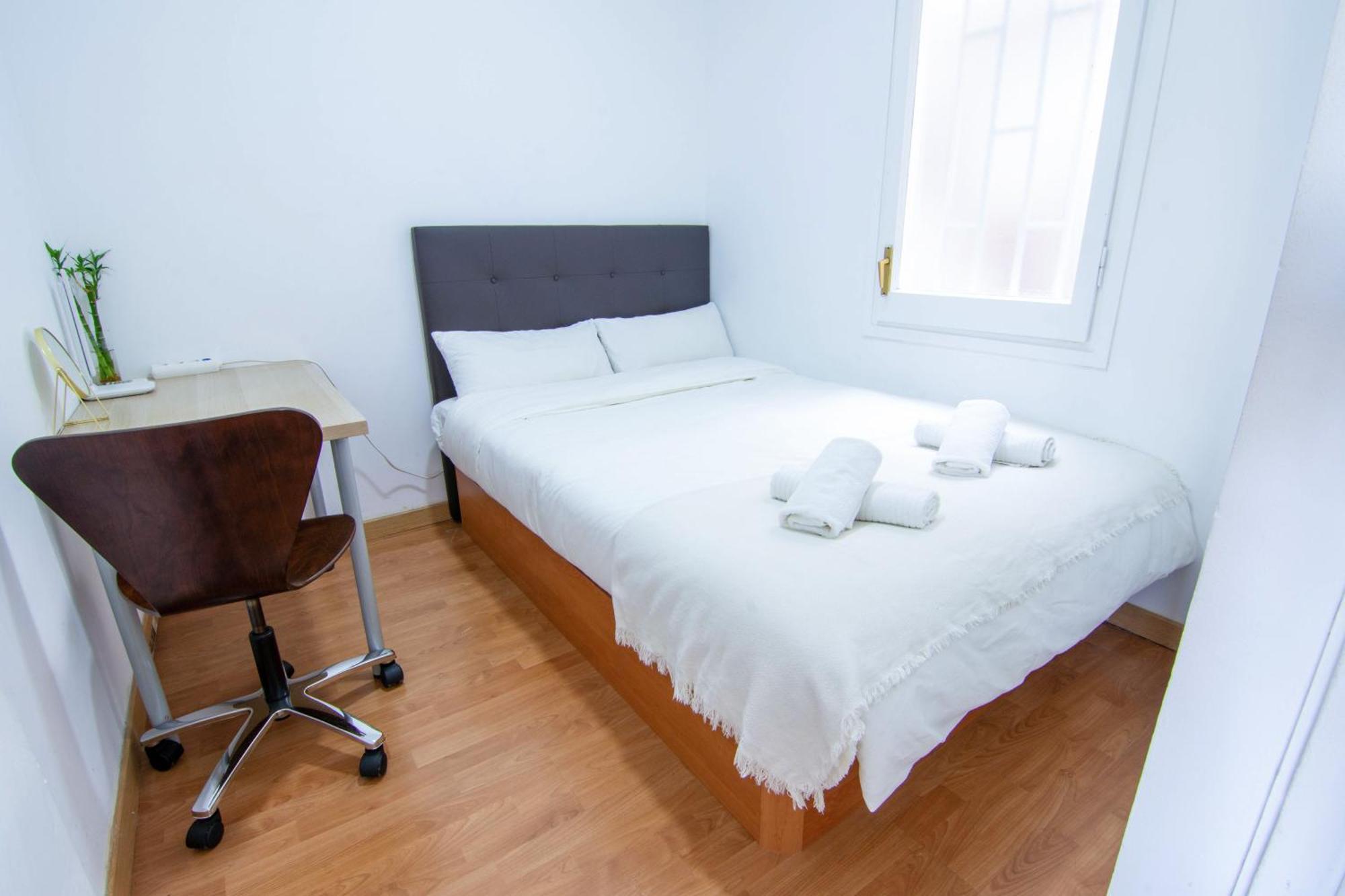 Apartament Sagrada Familia — Photos 2
